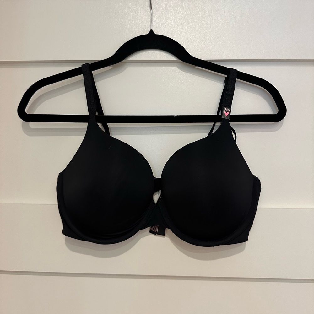 NWT Victoria Secret T-Shirt Push-Up Full Coverage Bra in Black